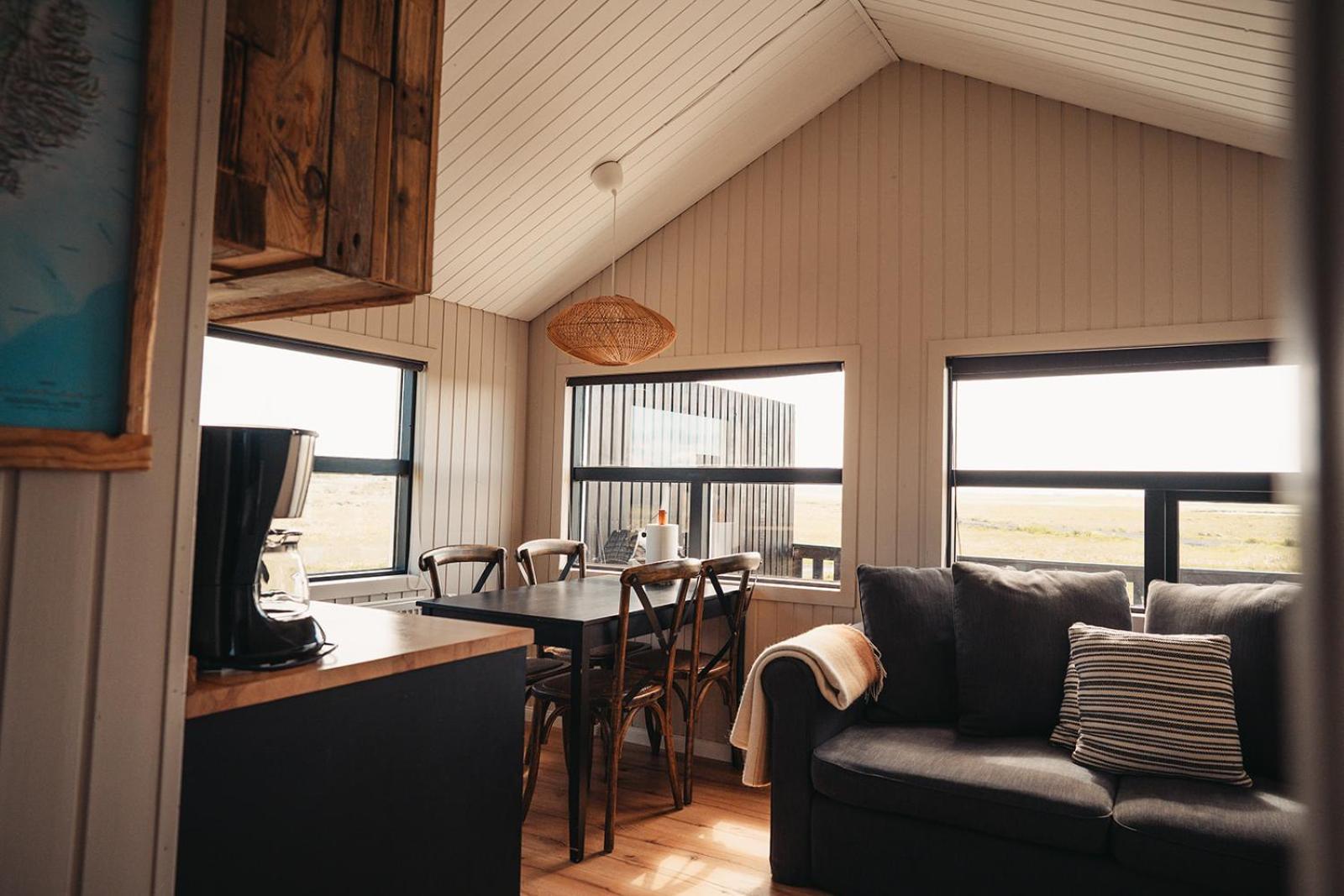 Ocean Break Cabins Sandgerthi Экстерьер фото