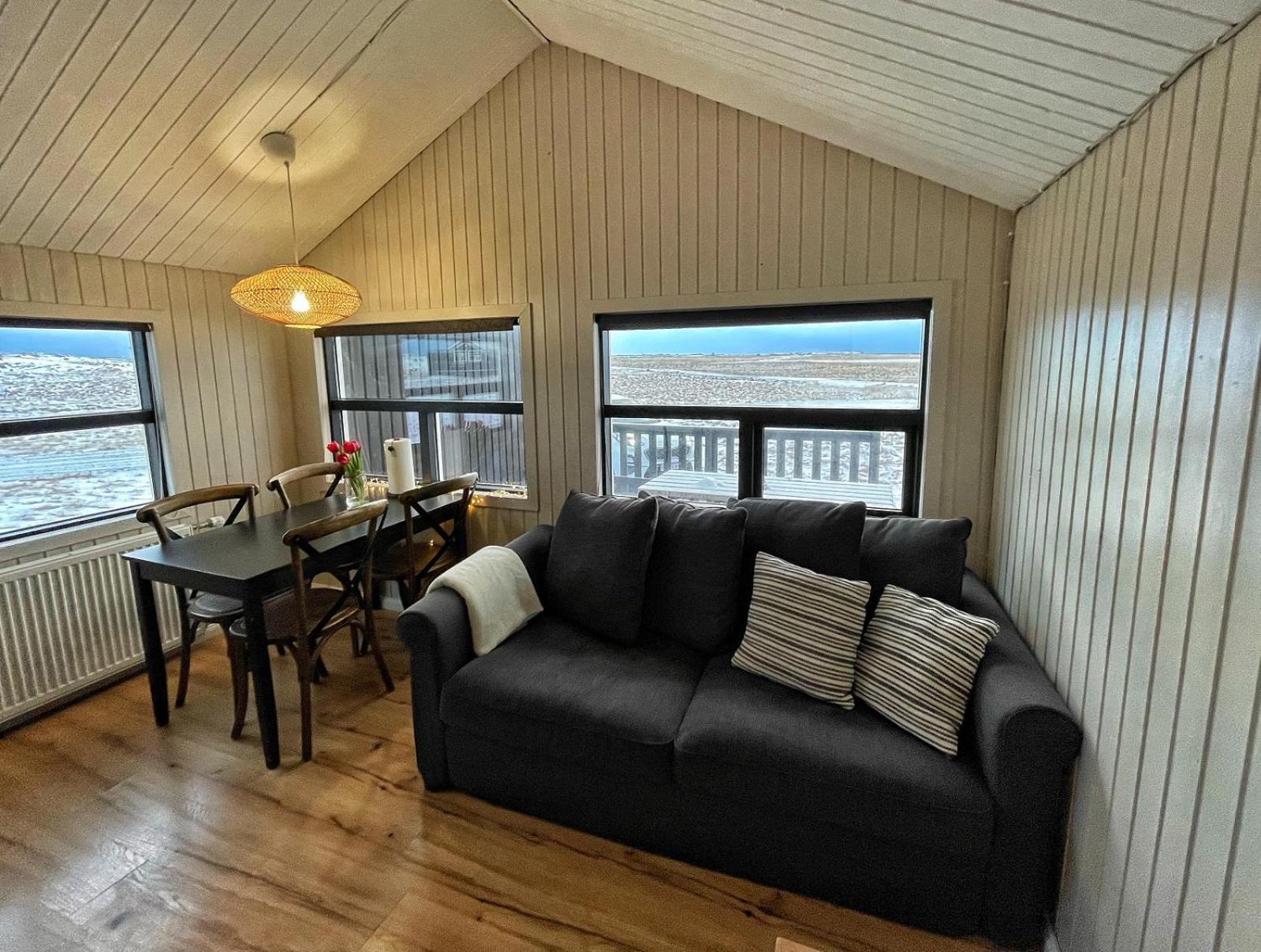 Ocean Break Cabins Sandgerthi Экстерьер фото